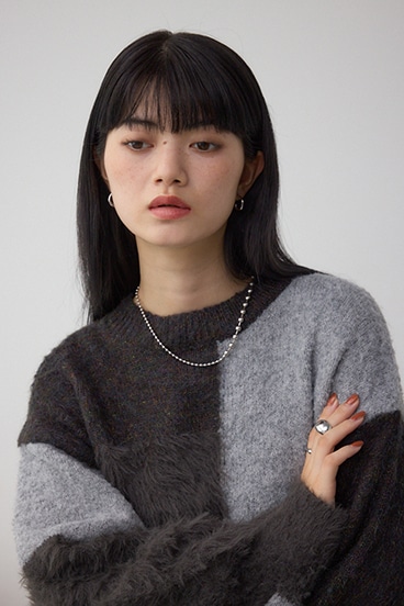 コンビネーションバイカラーニット