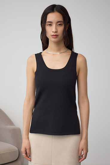 ぶるる 堀田茜さん着用アイテム】ジップアンサンブルニット｜WOMEN