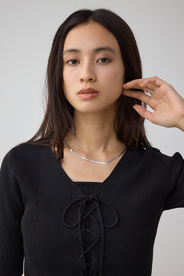 フェイクレイヤードレースアップニット 詳細画像