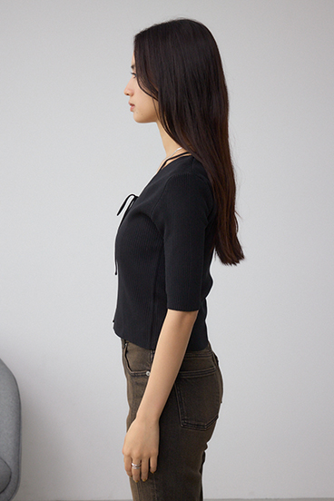 フェイクレイヤードレースアップニット 詳細画像