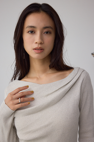 ドレープ長袖ニットトップス 詳細画像