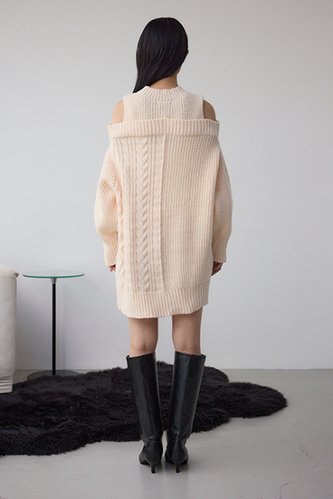 オープンショルダーケーブルニット 詳細画像