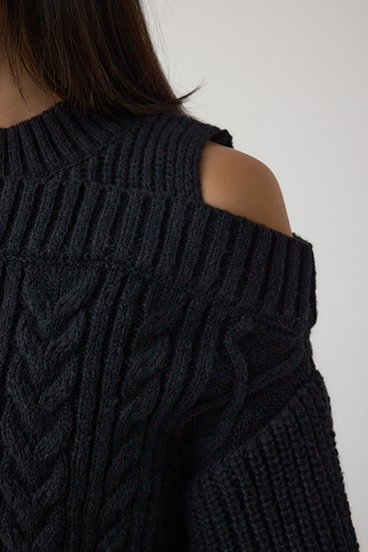 オープンショルダーケーブルニット 詳細画像
