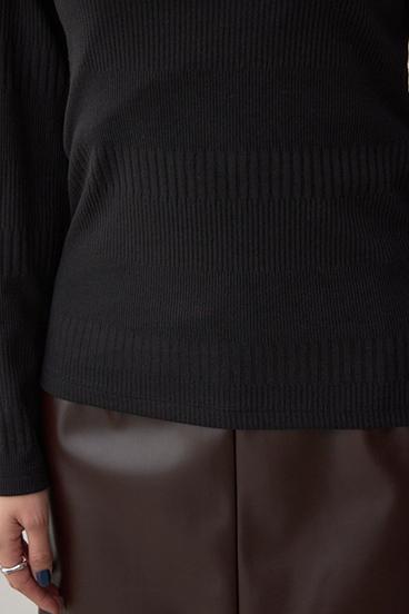 オフショルダーロングスリーブカットトップス 詳細画像