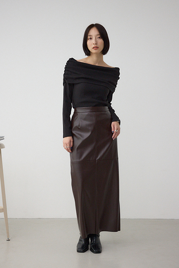 オフショルダーロングスリーブカットトップス 詳細画像