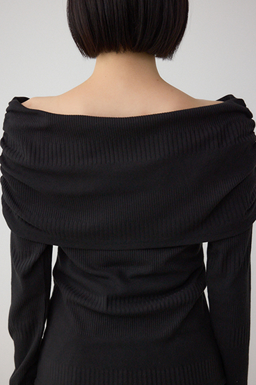 オフショルダーロングスリーブカットトップス 詳細画像