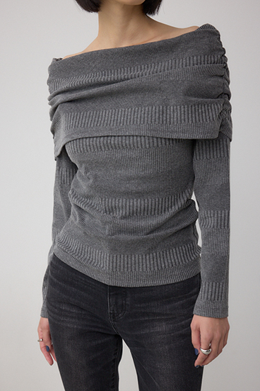 オフショルダーロングスリーブカットトップス