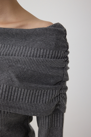 オフショルダーロングスリーブカットトップス 詳細画像