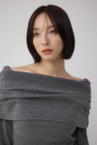 オフショルダーロングスリーブカットトップス