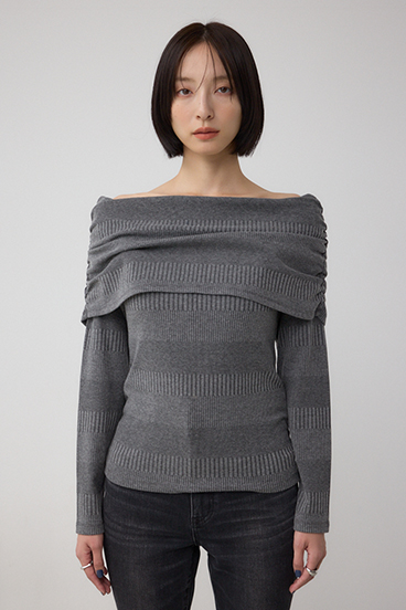 オフショルダーロングスリーブカットトップス 詳細画像