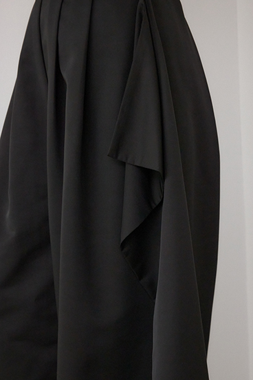 【PLUS】ドレープワイドパンツ 詳細画像