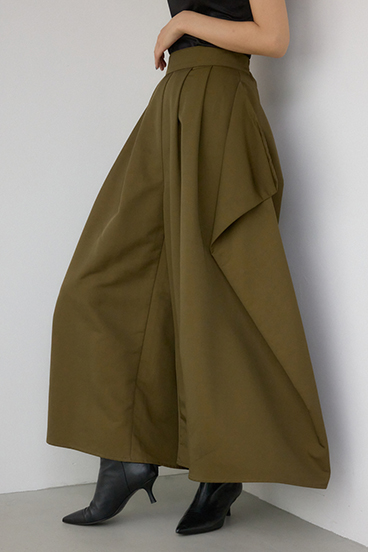 【PLUS】ドレープワイドパンツ