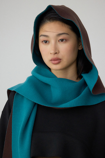 【PLUS】リバーシブルフーディーマフラー