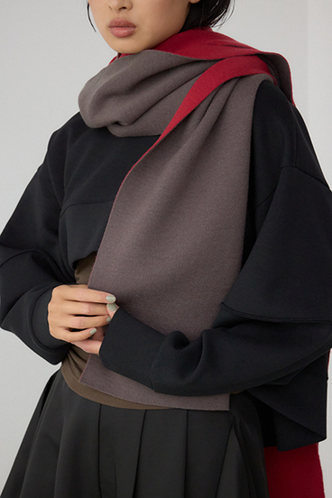 【PLUS】リバーシブルフーディーマフラー