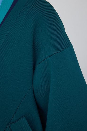 【PLUS】レイヤードペプラムニットカーディガン 詳細画像