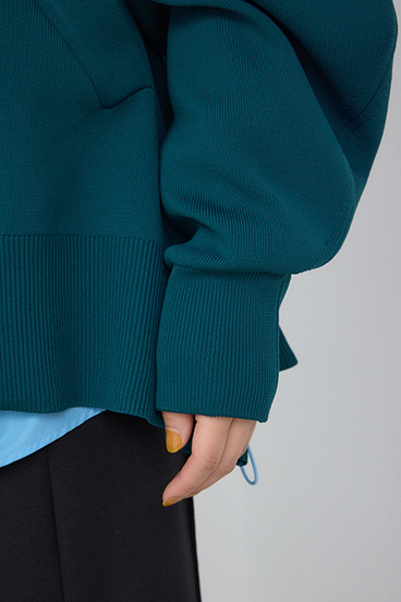 【PLUS】レイヤードペプラムニットカーディガン 詳細画像