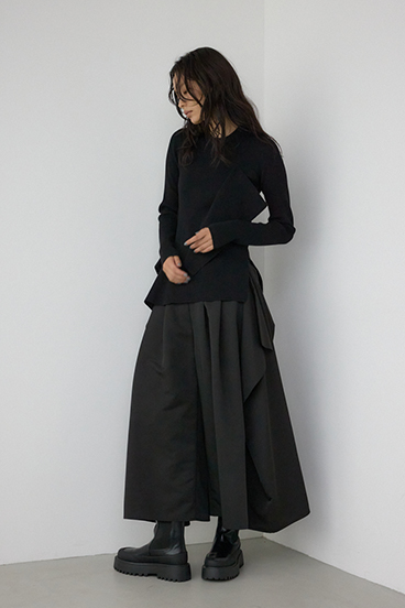 【PLUS】アシンメトリードレープニット 詳細画像