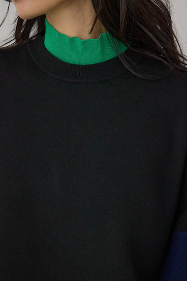 【PLUS】レイヤードライクブロッキングプルオーバー 詳細画像