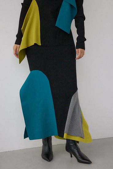 【PLUS】パネルマーメイドスカート