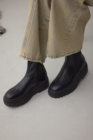 【WEB限定再入荷】トラックソールサイドゴアブーツ