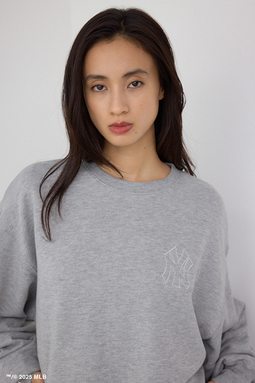 【MLB】エンボスロゴスウェット