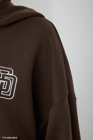 【MLB】ロゴショートパーカー 詳細画像