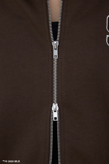【MLB】ロゴショートパーカー 詳細画像