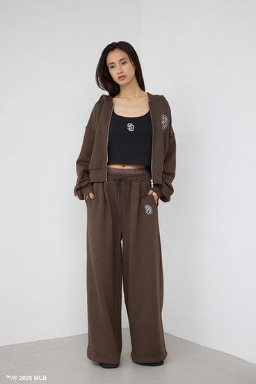 【MLB】ロゴショートパーカー 詳細画像