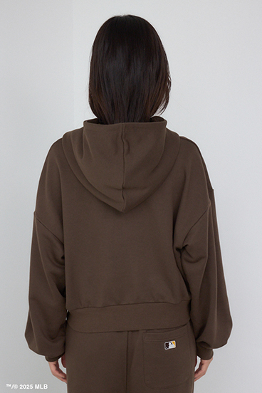 【MLB】ロゴショートパーカー 詳細画像