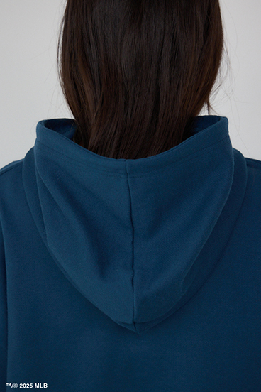 【MLB】ロゴショートパーカー 詳細画像