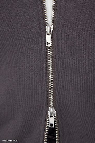 【MLB】ロゴショートパーカー 詳細画像