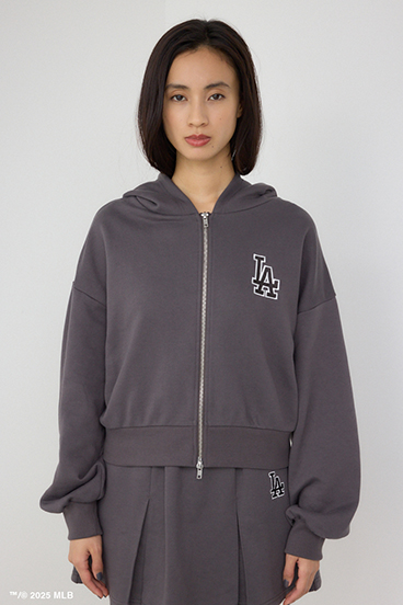 【MLB】ロゴショートパーカー 詳細画像