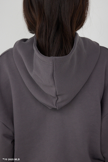 【MLB】ロゴショートパーカー 詳細画像