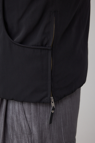 アーバンモナーク中綿ベスト 詳細画像