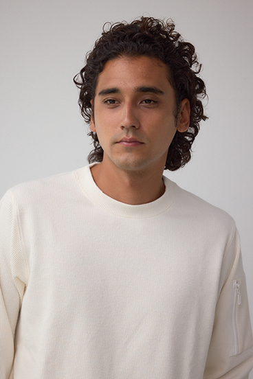 スリーブポケット長袖トップス