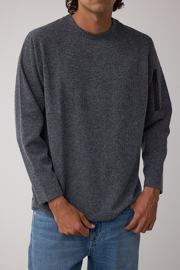 スリーブポケット長袖トップス