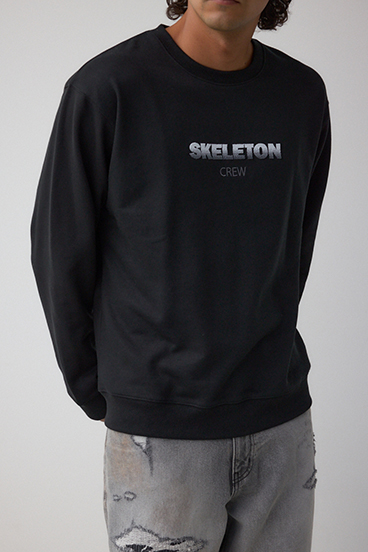 ブラシ刺繍スウェットトップス