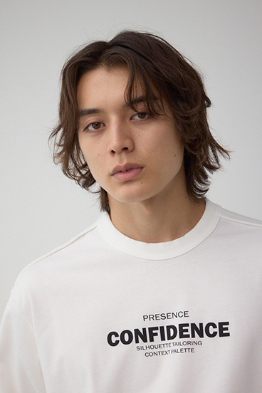 タックデザインロングスリーブTシャツ