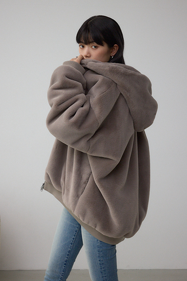 フェイクファーブルゾン