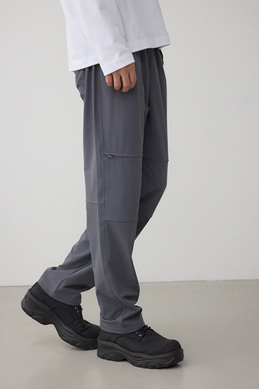 マルチポケットパンツ