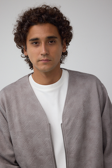 フクレジャガードカーディガン