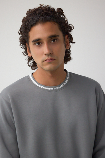 ネックジャガードトップス