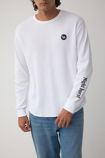 袖刺繍ワッフルトップス