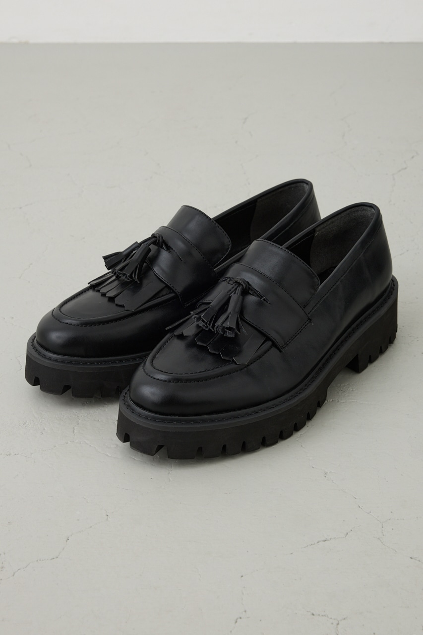 デタッチャブルタッセル付きローファー