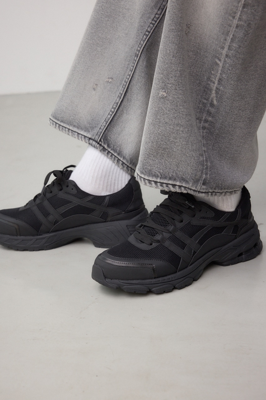 ミックスマテリアルスニーカー