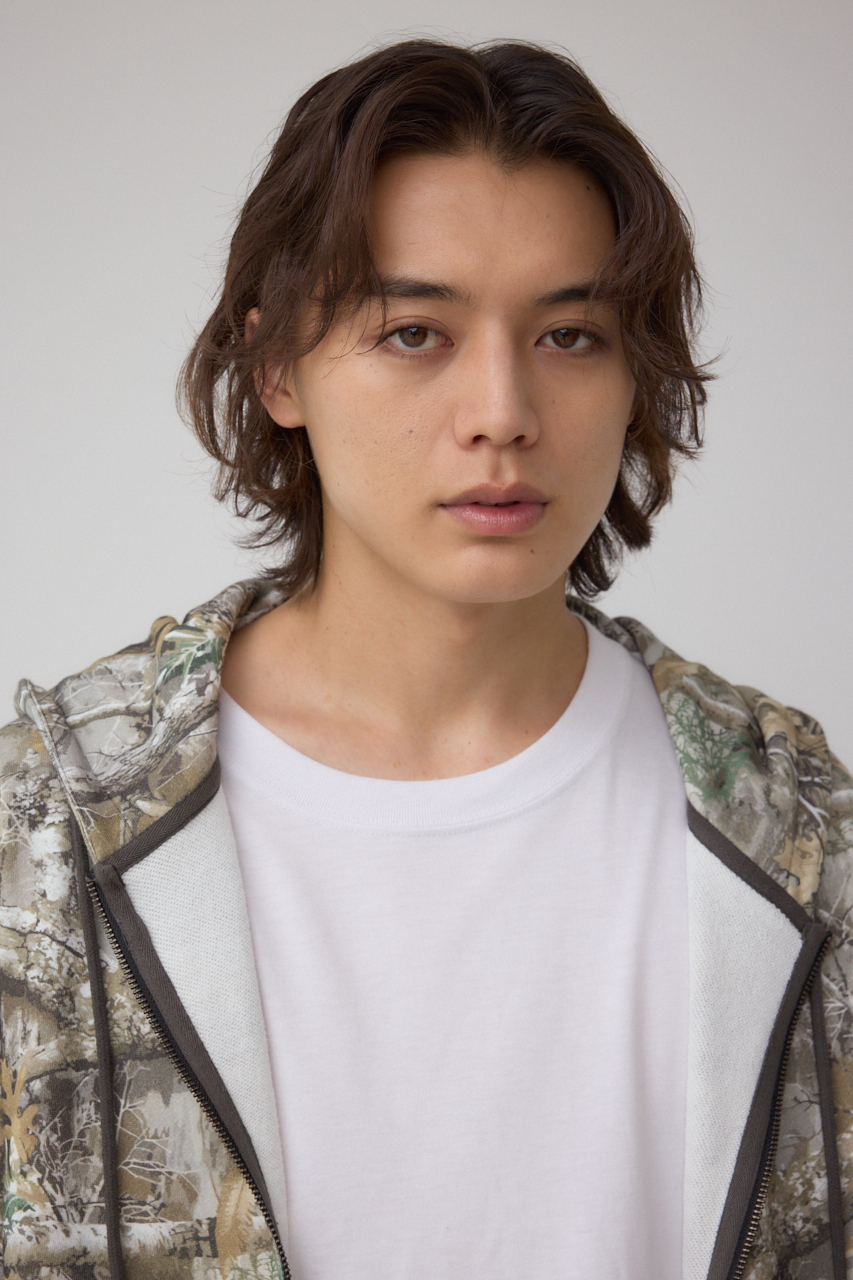 ワイドシルエットZIPUPフーディー