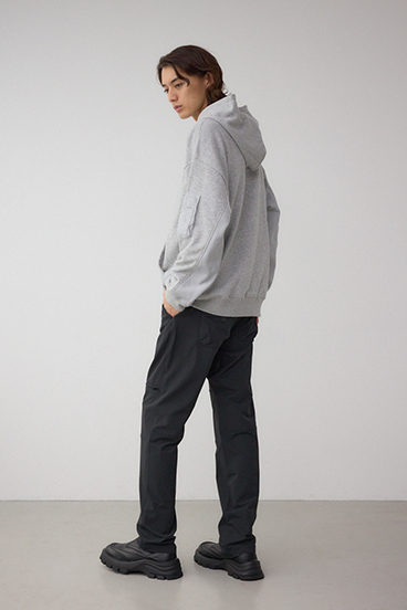 ユーティリティポケット付きフーディー 詳細画像