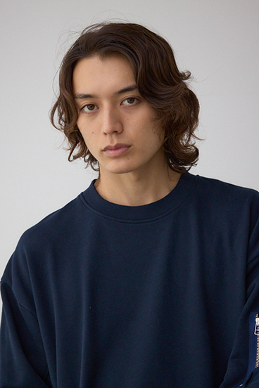 ユーティリティポケット付きプルオーバー