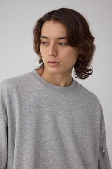 ユーティリティポケット付きプルオーバー