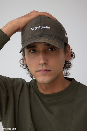 NEW ERA×AZUL MLBビンテージキャップ